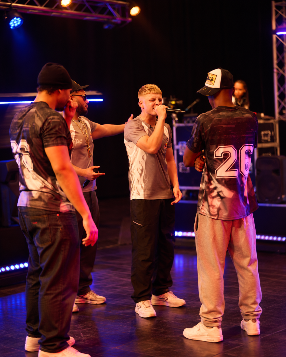 Red Bull presenta VERSUS: El torneo de rap del Reino Unido que juega como el fútbol