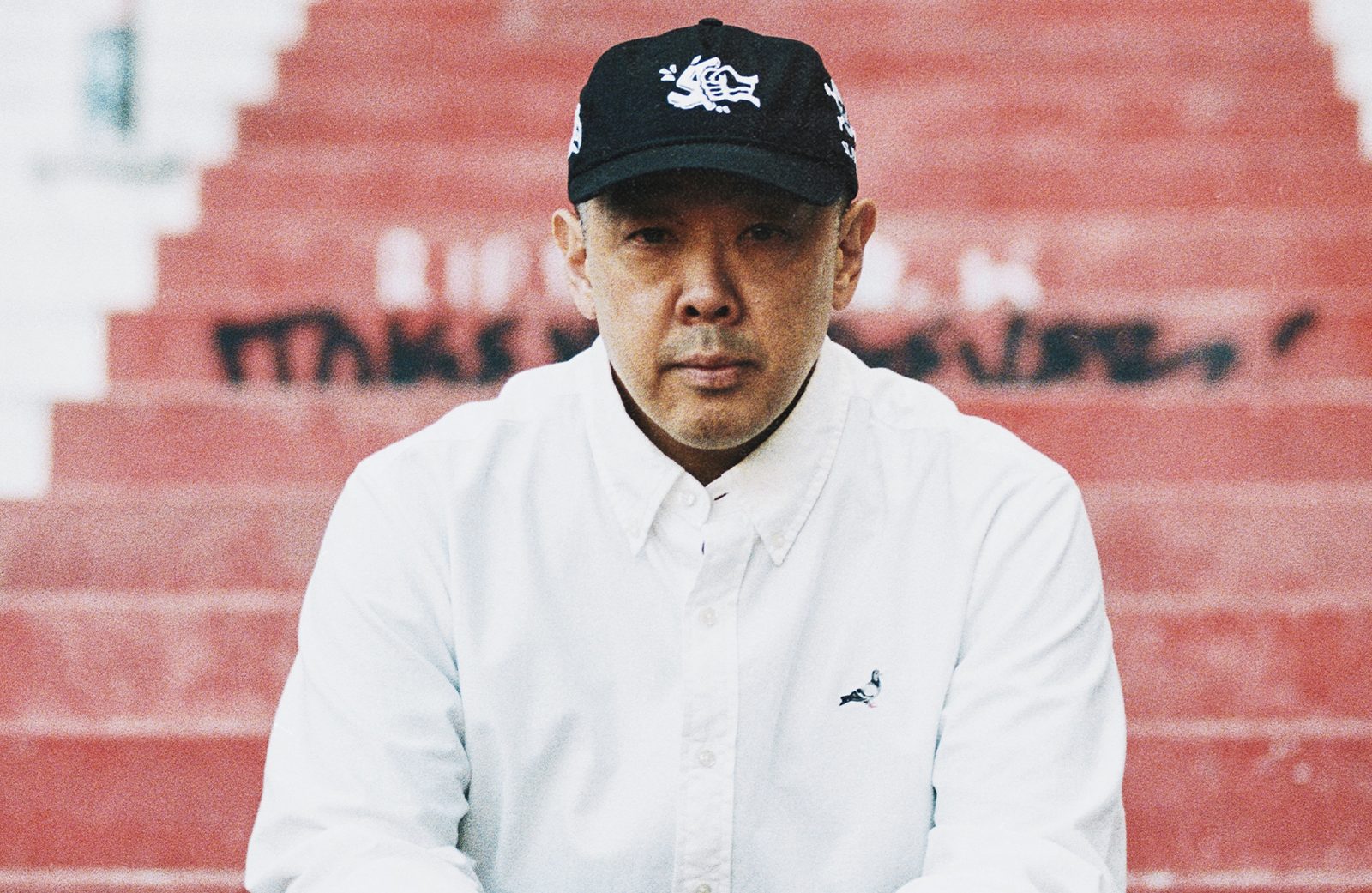 VANGUARD: Donde el Fútbol Encuentra la Creatividad de Jeff Staple