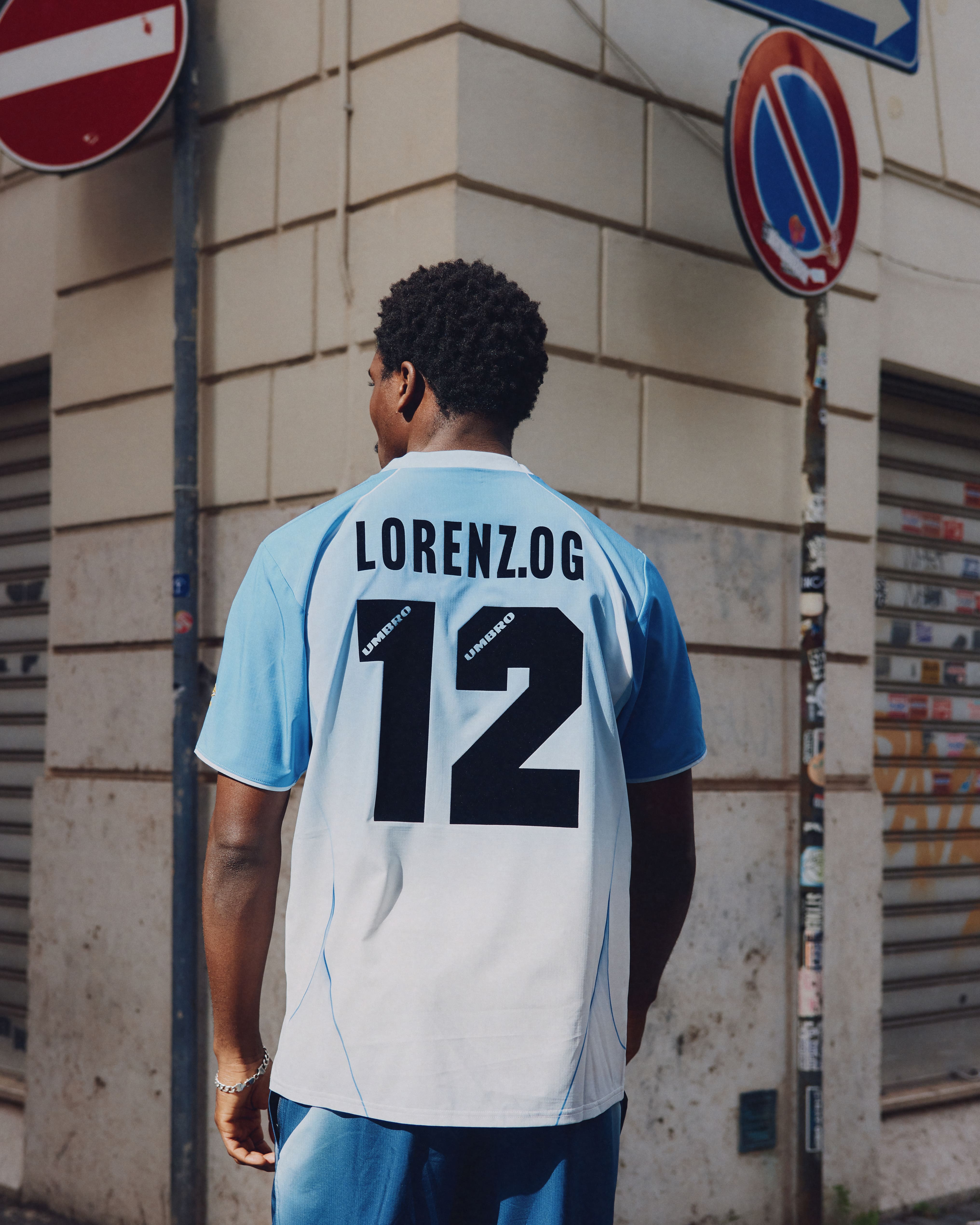 # Tokio Redefine el Fútbol: Umbro, BEAMS y Lorenz.OG Crean la Tríada del Estilo