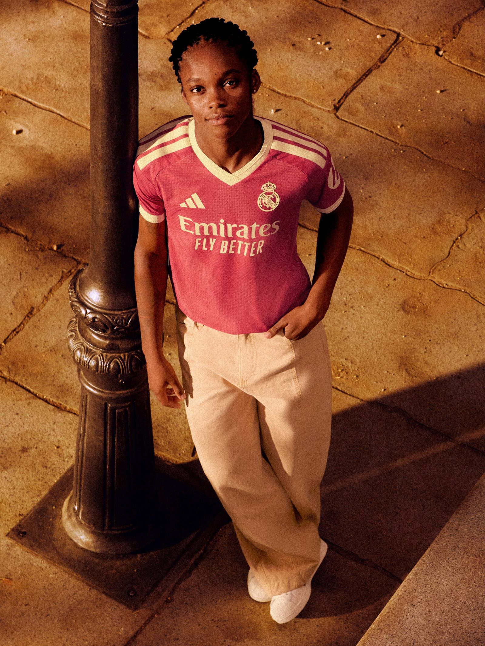 adidas y Real Madrid revelan la tercera equipación 2026/27: el rosa regresa con historia