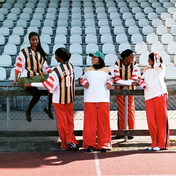 El Fútbol Descubre su Lado Rústico: La Era Cottagecore del Deporte Rey