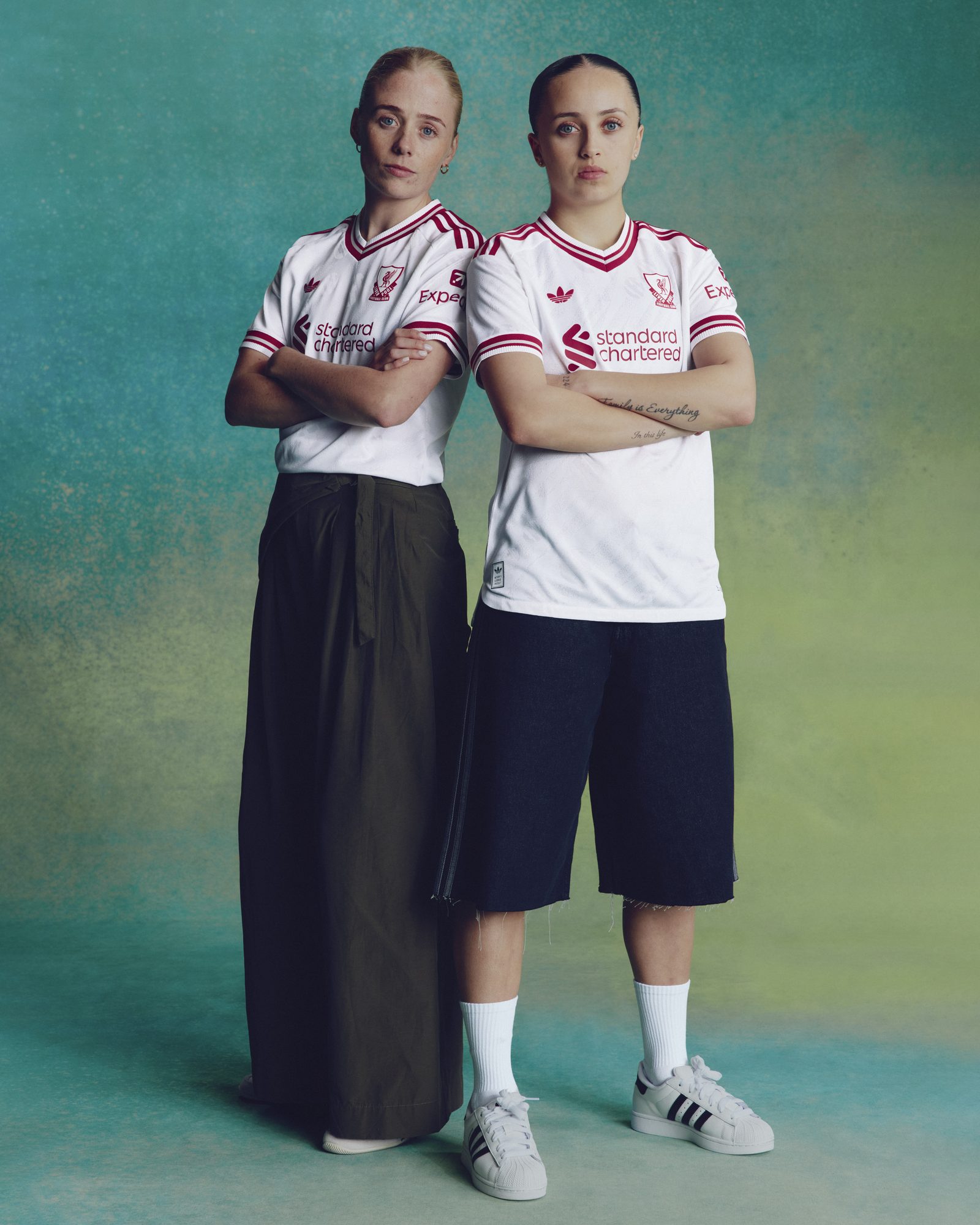 adidas y Liverpool desempolvan los ochenta con su nuevo uniforme de visitante 2026/27