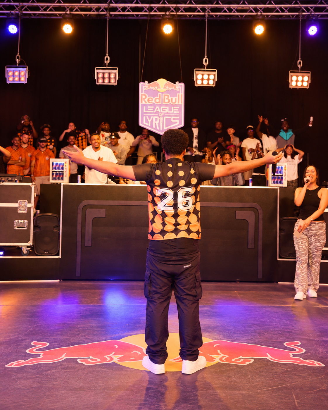 Red Bull presenta VERSUS: El torneo de rap del Reino Unido que juega como el fútbol