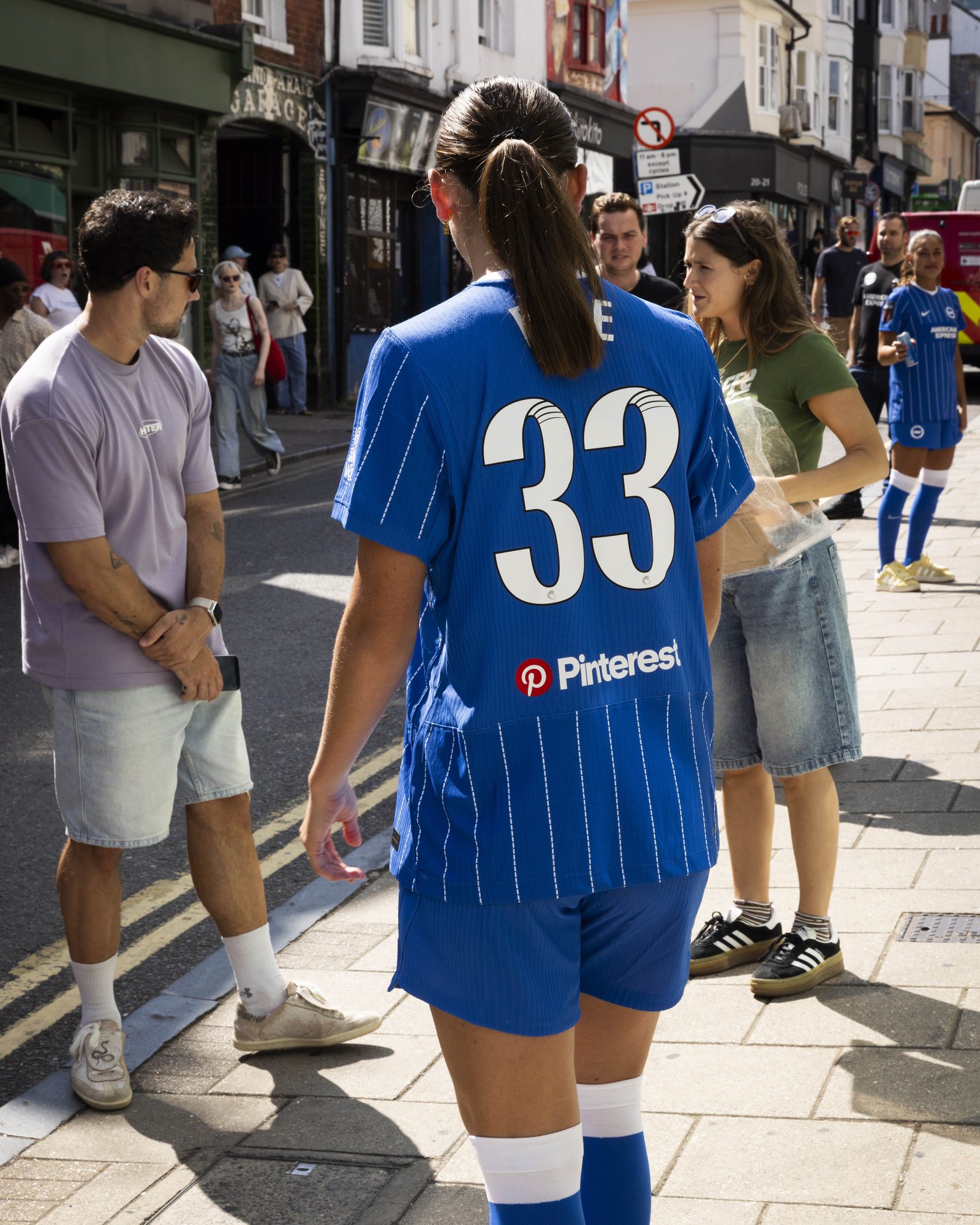 El Brighton Women Anuncia a Pinterest como su Nuevo Patrocinador de Camiseta