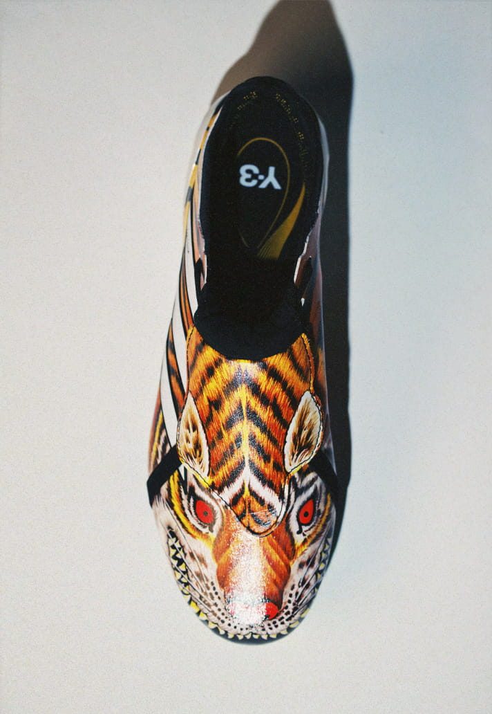 Y3 8