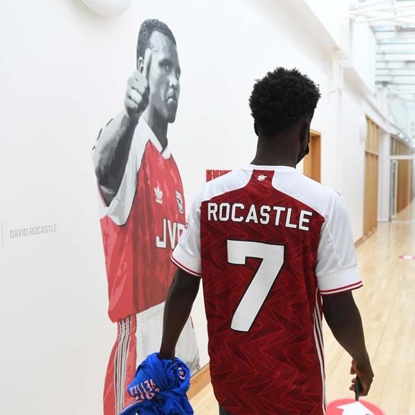 El Arsenal estrena la tipografía Rocastle: un diseño que honra su legado histórico