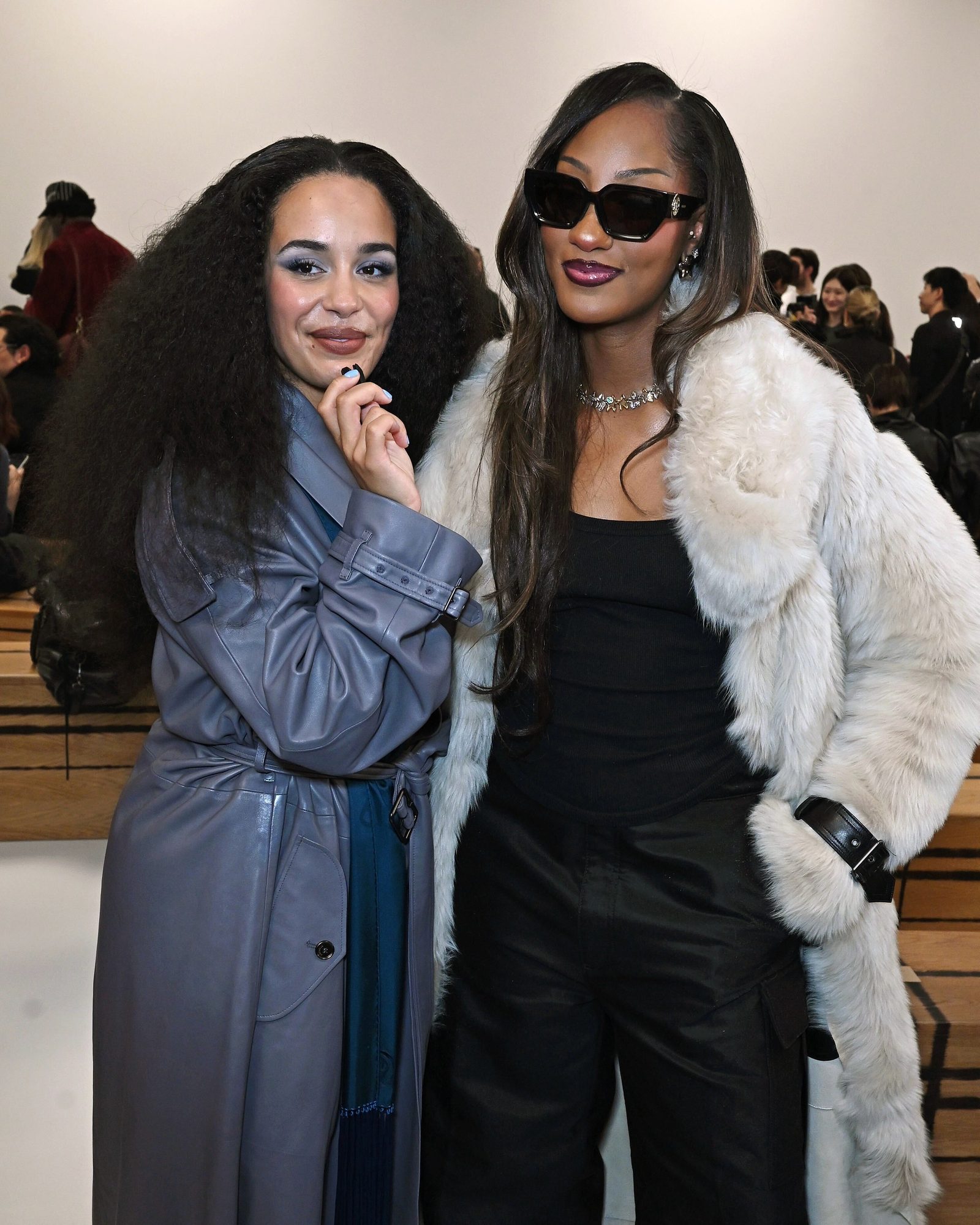 Djed Spence, Nico O'Reilly, Kano y Más Asisten al Desfile de Burberry en la Semana de la Moda de Londres
