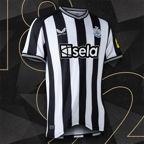 El Nuevo Escudo del Newcastle United: Diseño Elegante, Limpio y Contundente
