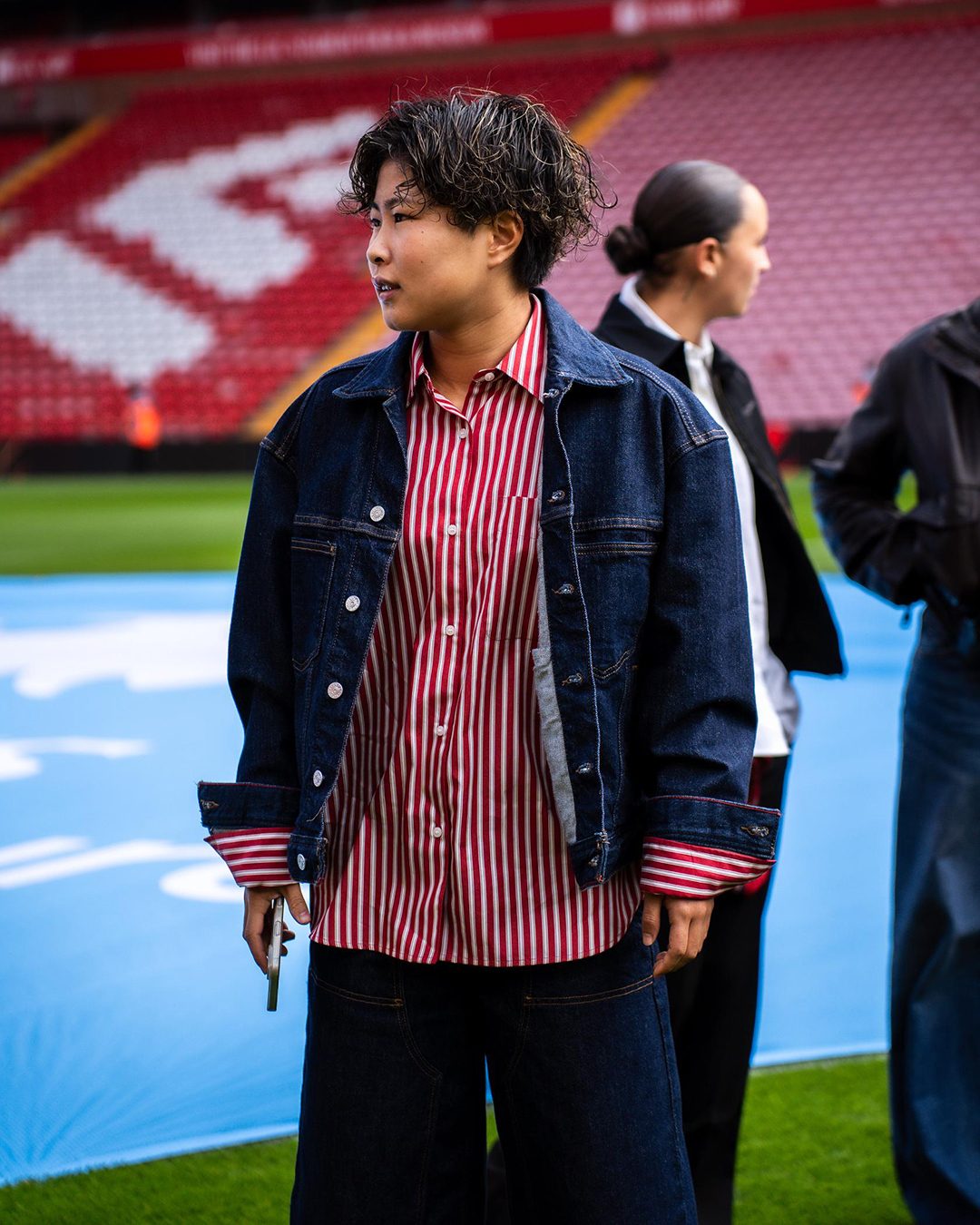 Tommy Hilfiger viste al Liverpool FC Women para dominar el derbi de Merseyside en Anfield