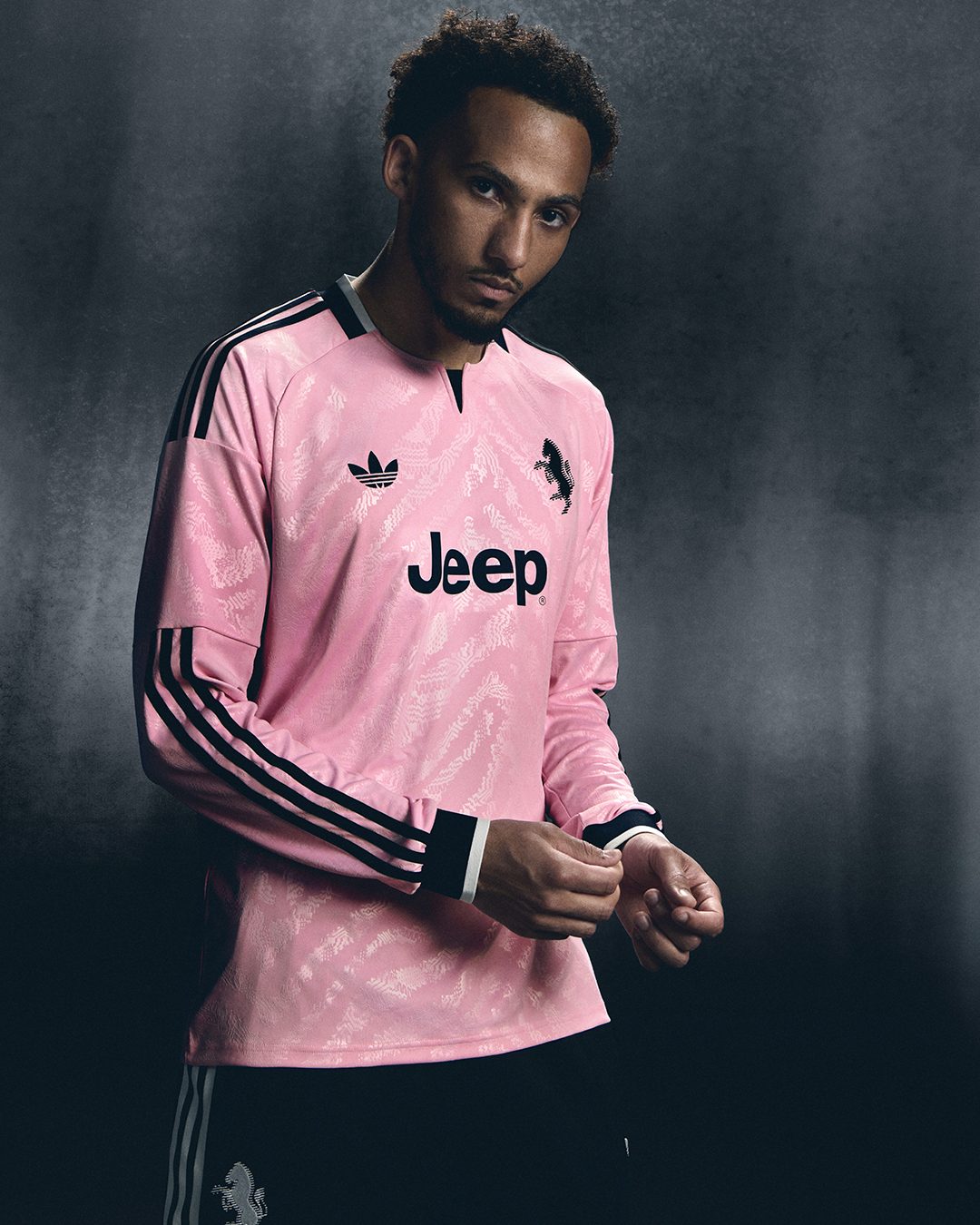 Juventus y adidas rescatan el rosa: el regreso de un clásico olvidado en el uniforme de visitante 2026/27